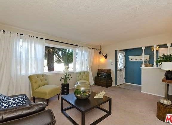 5th image of 157 N Gage Ave