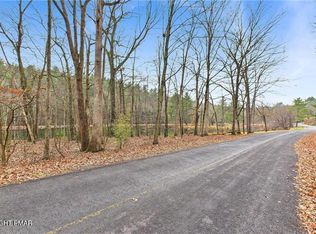 221 Brookdale Dr #221, Bartonsville, PA 18321