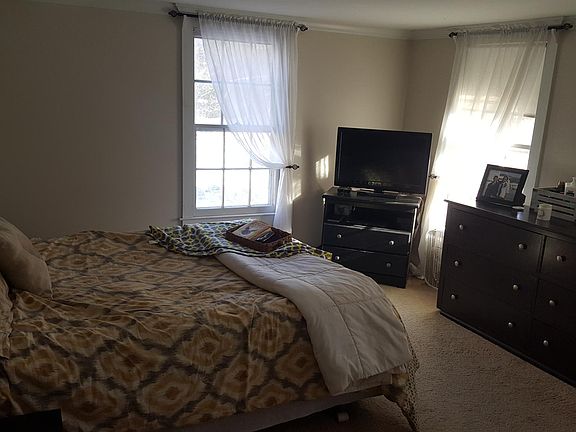 Bed room 1