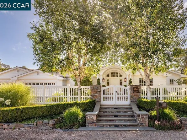 694 Los Palos Dr, Lafayette, CA 94549