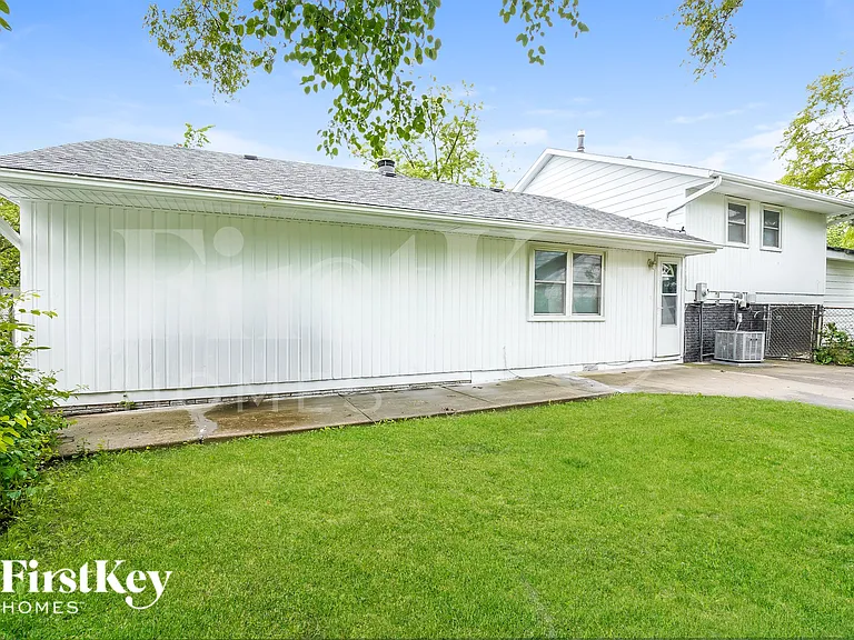 4200 Arlington Dr — Photo 18
