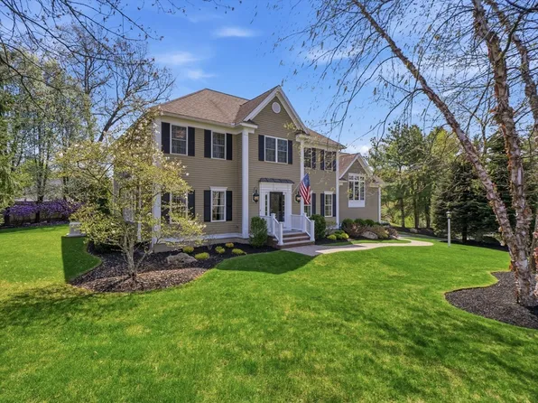 7 Rock O Dundee Rd, Andover, MA 01810