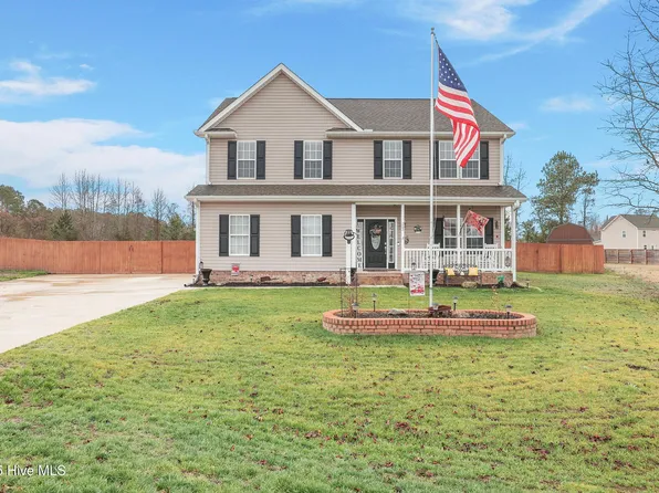 202 Azalea Blossom Court, Maysville, NC 28555
