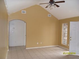 5th image of 703 Darlene Ave