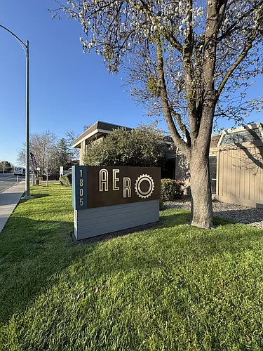 Aero Apartments Photo 1