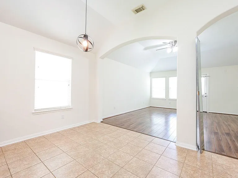 11123 Overland Trail Dr — Photo 7