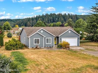 42465 Dale Ln, Astoria, OR 97103