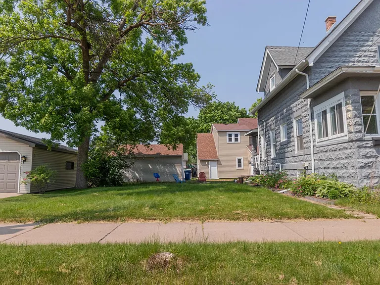 510 E Union Ave — Photo 4