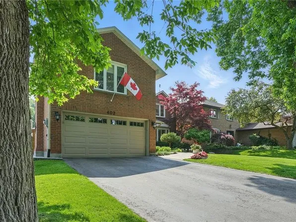 402 Barclay Cres, Oakville, ON L6J 6H9