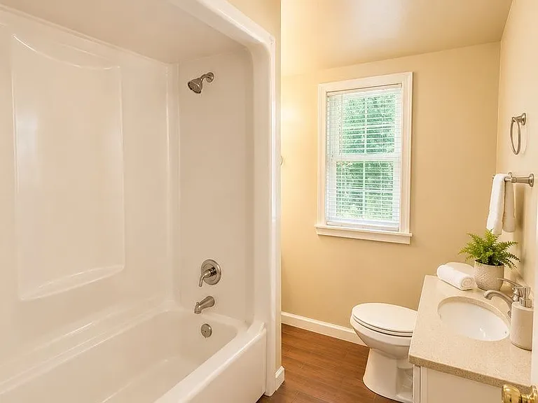 5867 Althea Ave — Photo 9