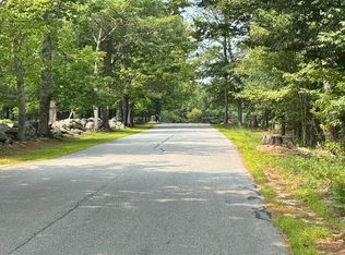 515 Bean Rd, Oxford, ME 04270