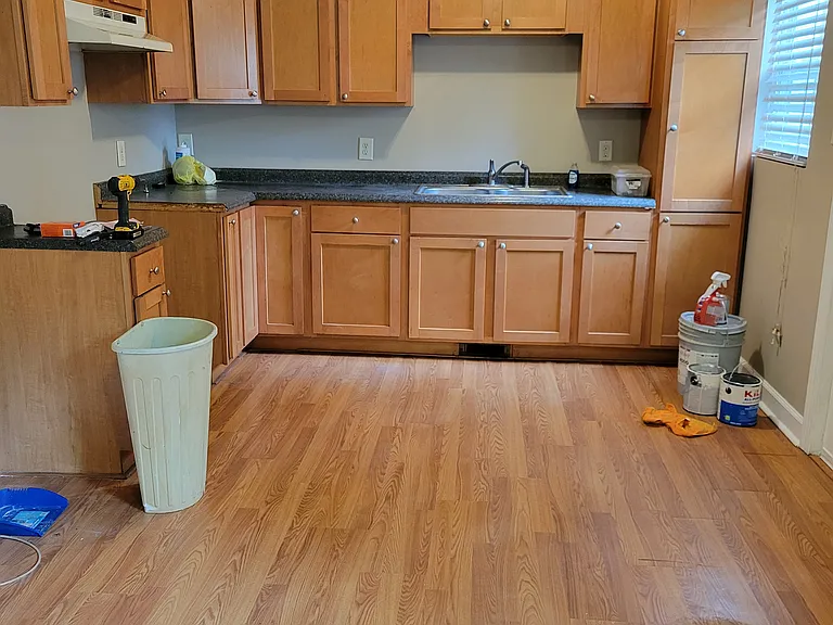 202 Adams St — Photo 6