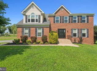 6518 Christmas Tree Ln, Huntingtown, MD 20639