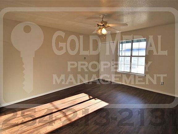 3rd image of 3401 Barcelona Dr APT C