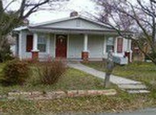 534 Dudley St, Burlington, NC 27217