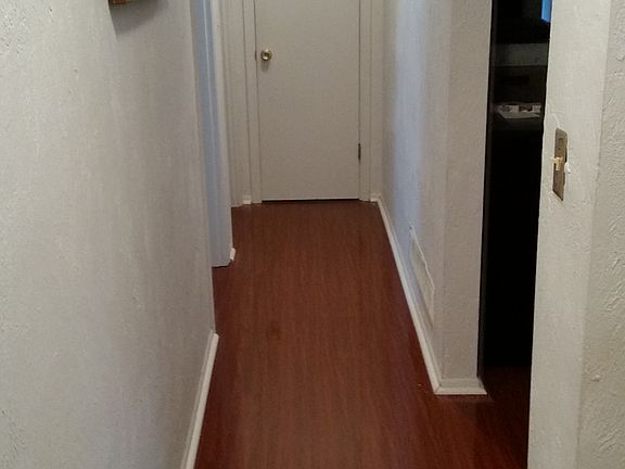 5th image of 1315 Carmen Ave