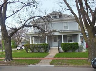 514 W 9th St, Hastings, NE 68901