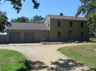 10N826 Peplow Rd, Hampshire, IL 60140