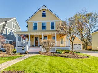 203 E Hickory St, Lombard, IL