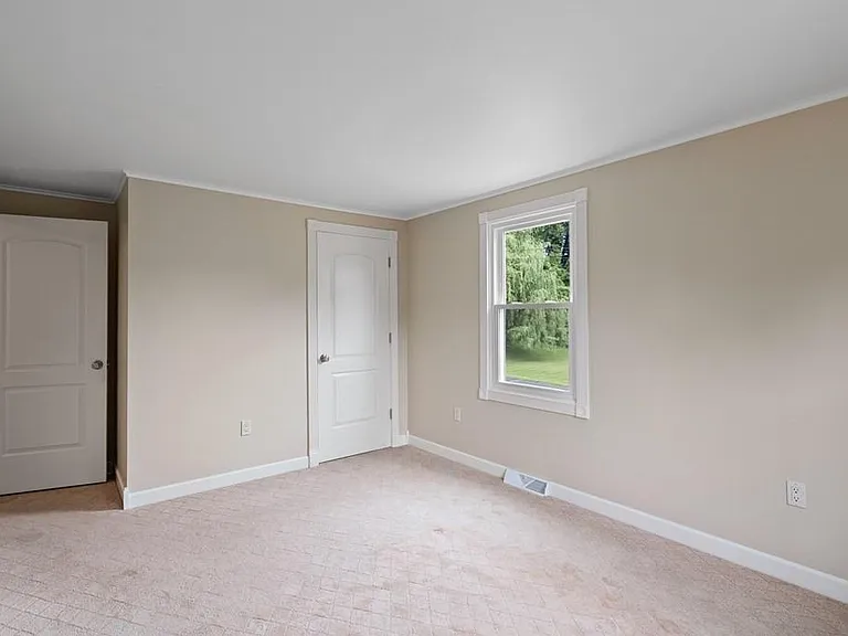 46 Harrison Pl — Photo 14