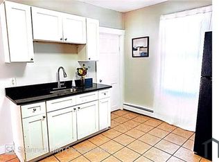 712 Lawrence St #2, Lowell, MA 01852