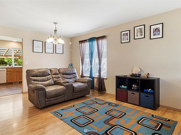 3rd image of 18914 91st Ave E