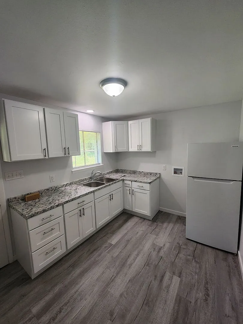 Chapel Hill/2BR Brookside Condo — Photo 1