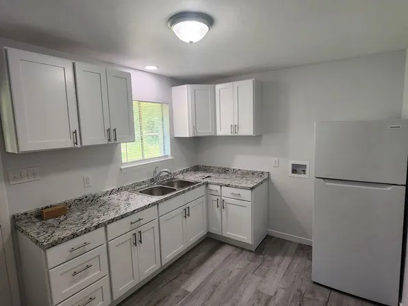 529 Hillsborough St, Chapel Hill, NC