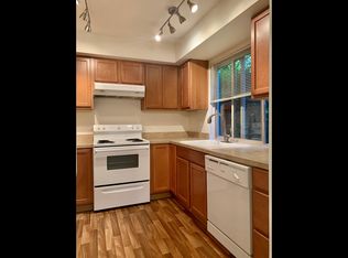 Peg Tree Apartments, Lake Oswego, OR 97034