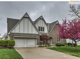 2308 NW Lookout Rdg, Lees Summit, MO 64081