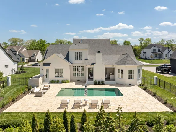 1879 Traditions Cir, Brentwood, TN 37027