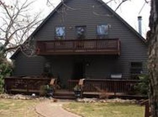 E910 Lauritzen Ln, Waupaca, WI 54981