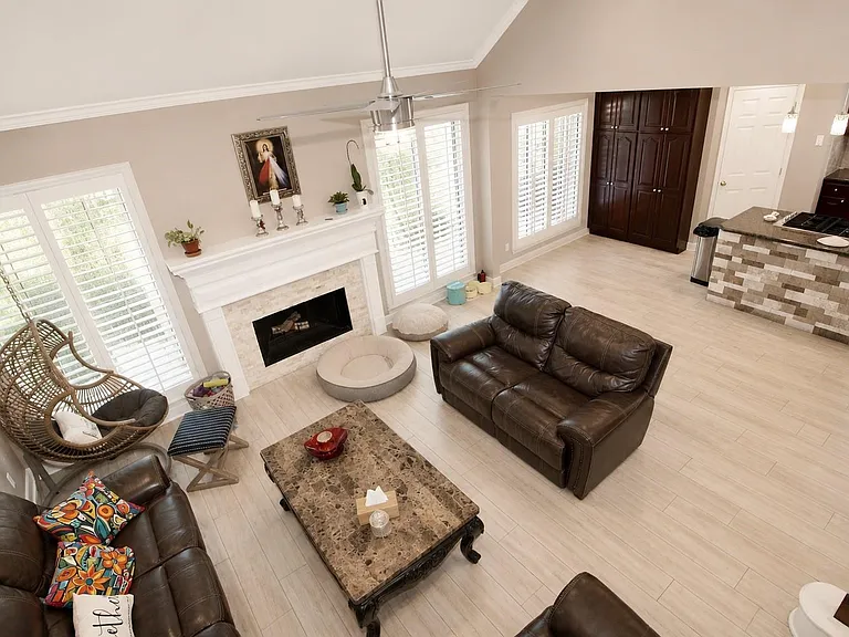 2019 Rosalyn Ct — Photo 12