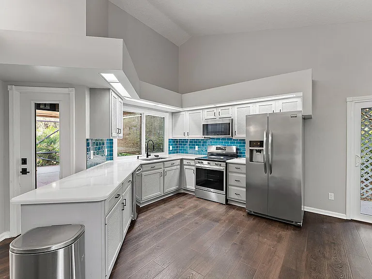 10440 SE Jupiter Narrows Dr — Photo 12