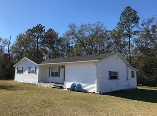56 Courson Ln, Hazlehurst, GA 31539