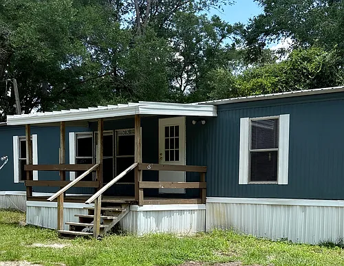 382 NW Lamar Pl Photo 1