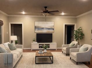 38530 East Ct, Prairieville, LA 70769