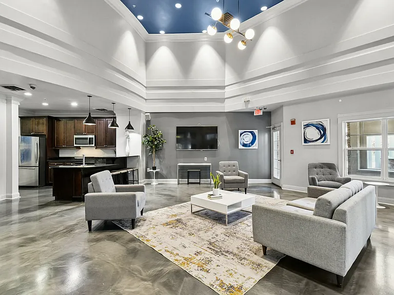 Concord Park Apartments — Photo 6
