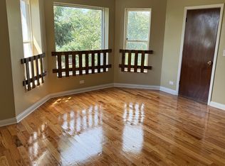 207 N Parkside Ave #3, Chicago, IL 60644