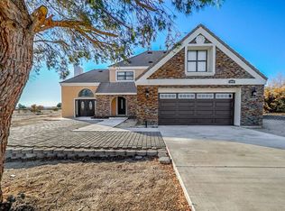 26648 Red Coach Ln, Helendale, CA 92342