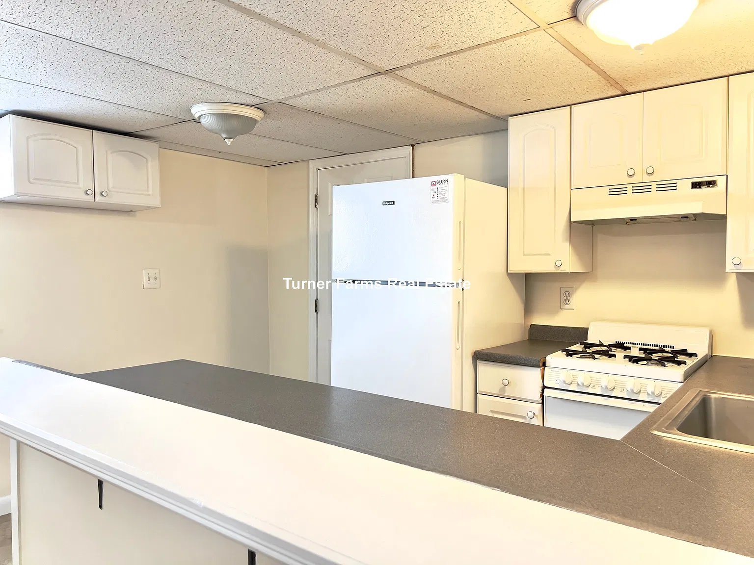 1 bed, 9999 sqft, $2,200 — Photo 4