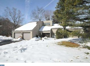 1 Joining Brook Dr, Spring House, PA 19477