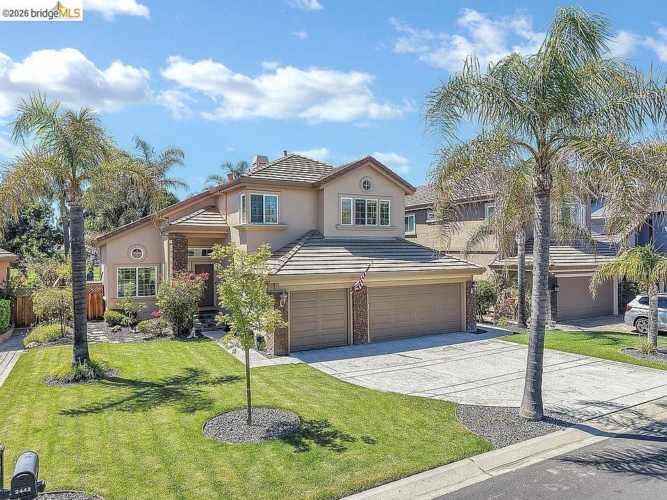 1st image of 2442 Pinehurst Ct