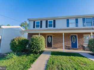 306 E 12th Ave #B, Ranson, WV 25438