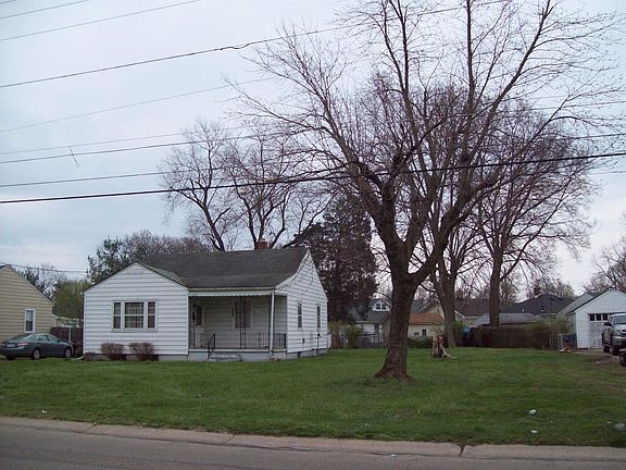 2nd image of 3118 Tytus Ave