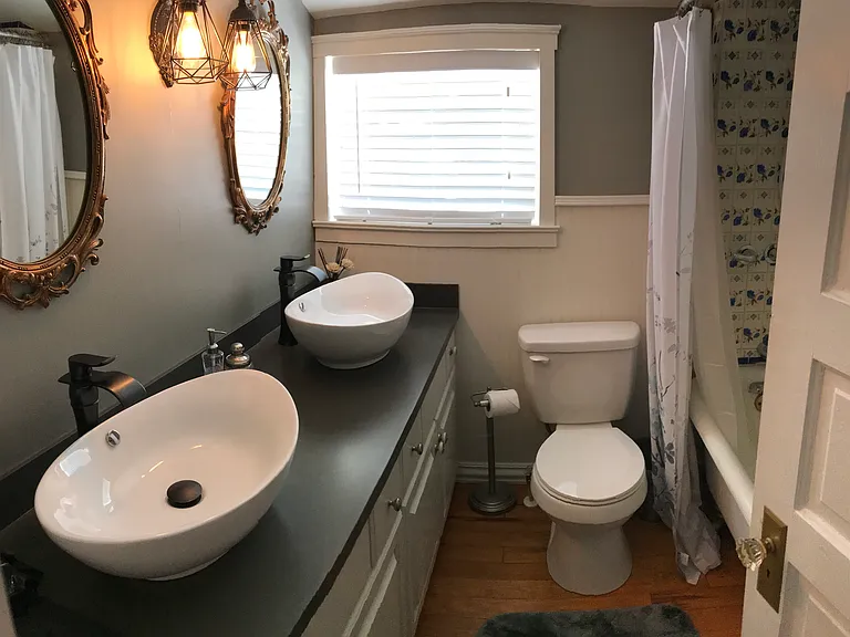 1632 Evans Ave #2 — Photo 2