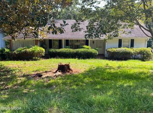 525 Rogers Dr, Macon, GA 31204
