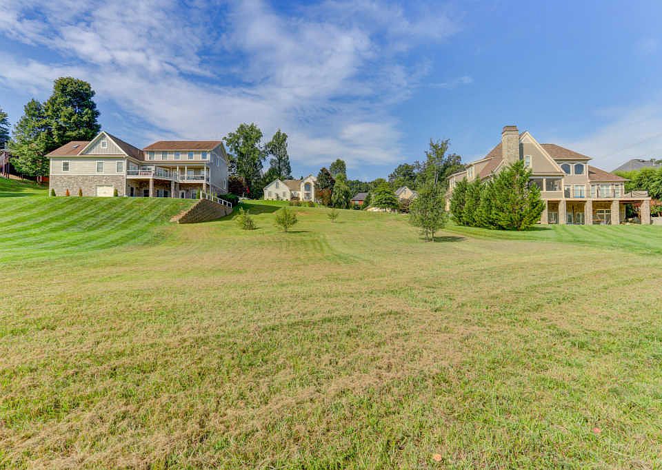 1st image of 8615 Lake Village Cir