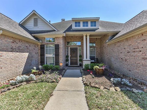 2nd image of 23627 Wildflower Cir