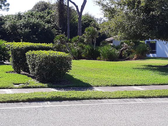 2nd image of 249 Park Forest Blvd